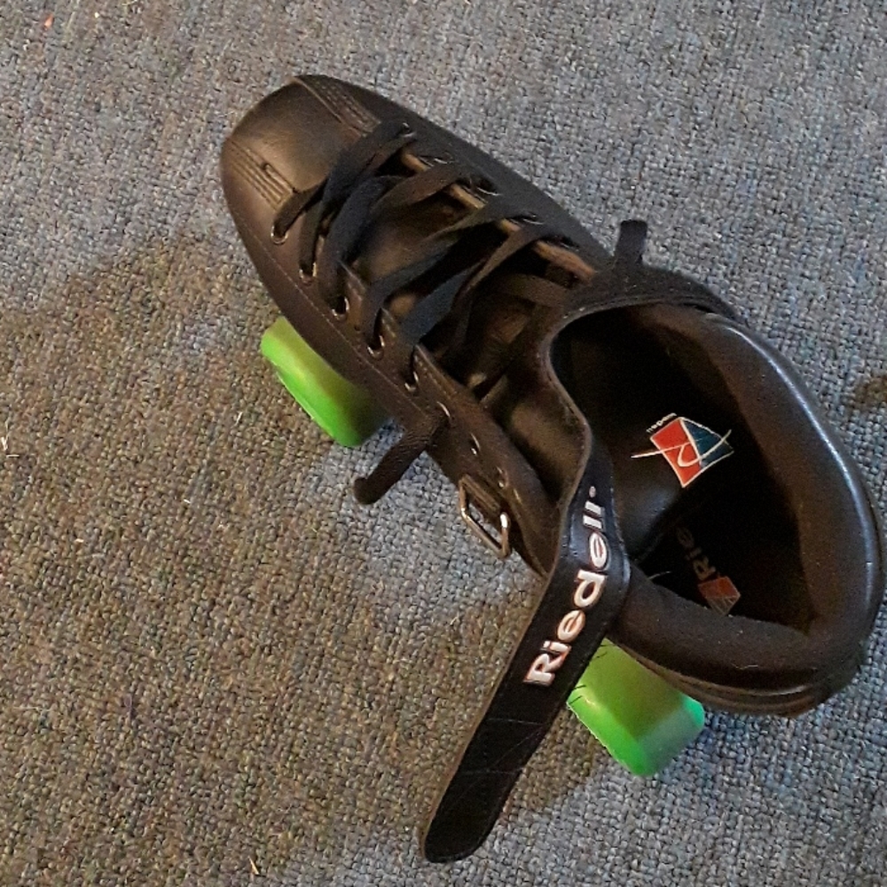 Riedell skates